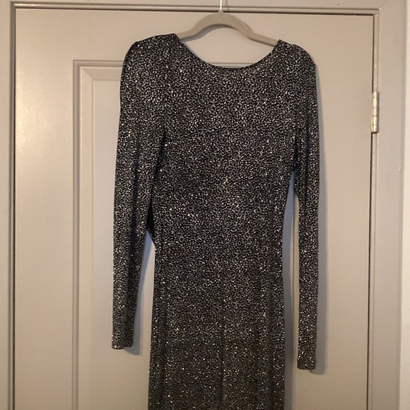 Issue New York Illusion Gown in Black/Silver| Sz M - Picture 7 of 12